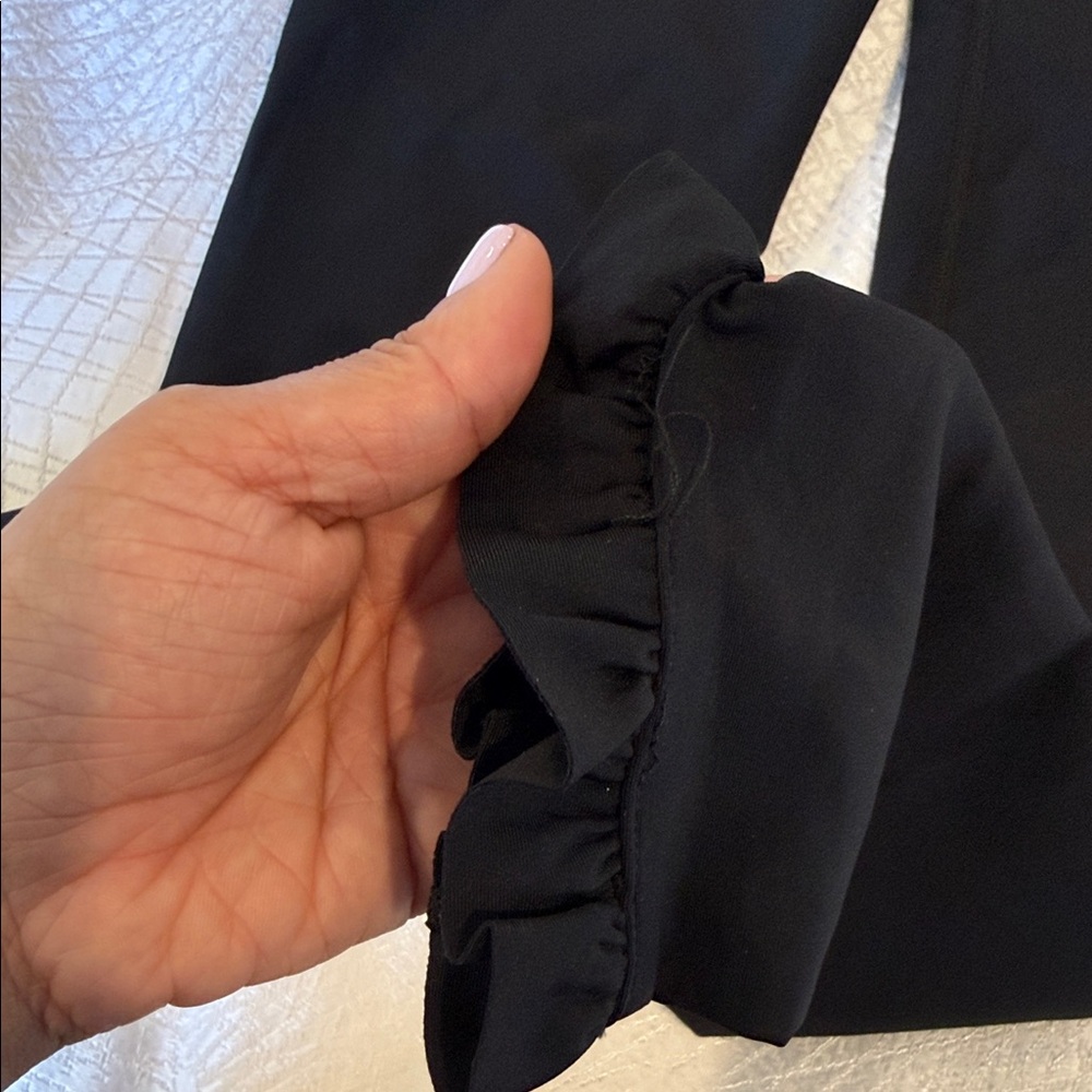 Carbon38 Black High-Waist Active Leggings - Picture 10 of 12
